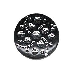   Fekete gomb ezüst  mintával, hátúl varró, 12 mm, 36 Ft/db 50 db/csomag 