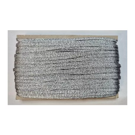 Mentezsinór, paszományzsinór 5 mm csillogó ezüst lurex. Lapos fonatolt zsinór. 50 m/kiszerelés