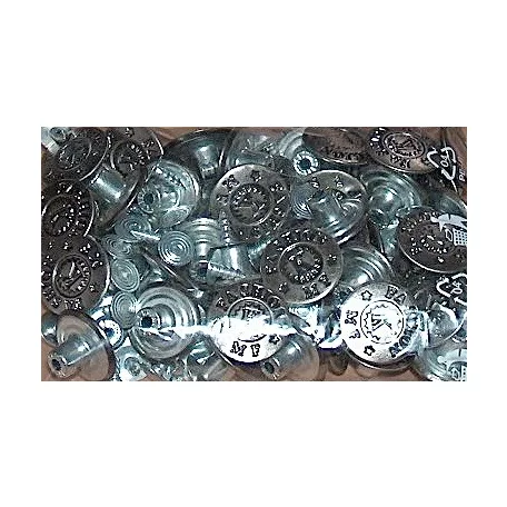 Farmergomb 19 mm, ( WWS felirat) ezüst vagy antik, MAXI . 74 Ft/db (50 db/csomag)