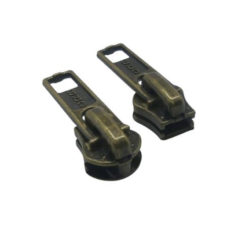 Cipzárkocsi VT10 fém cipzárakhoz ezüst vagy antik színű. 50 db /csomag