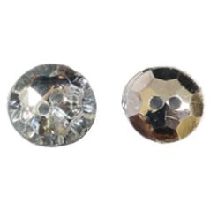   Strassz hatású 14 mm -es (22-es ) gomb, csiszolt műanyag, kétlyukú átvarrós.  Bútorgomb, blúzgomb. 50 db/csomag