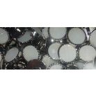 Kardigán gomb 13mm-es, ezüst foglalatban fehér,  ekrü (gyöngyház) és fekete színekben.   10 db -tól