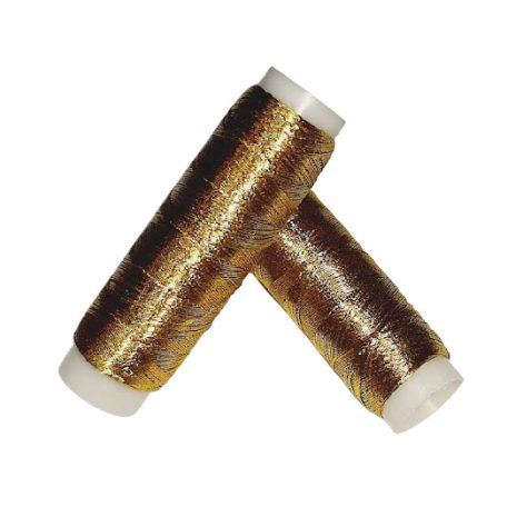 Arany cérna, csillogó metál szál, gépi és kézi varráshoz. 4,5 gr/cséve