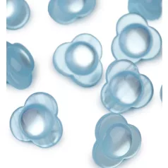   Gyöngyház fényű gomb virág alakú 14 mm -es alul varrós, 200 db /csomag. Világoskék színben. (4)