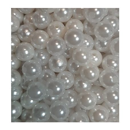 Tekla gyöngy 12 mm fehér vagy ekrü színben, fűzhető, 1,5 mm furattal.  30 db /csomag