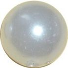 Tekla gyöngy 20 mm,  ekrü (csont) színű fűzhető, 2,5 mm furattal. 