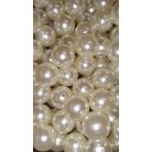 Tekla gyöngy 20 mm,  ekrü (csont) színű fűzhető, 2,5 mm furattal. 