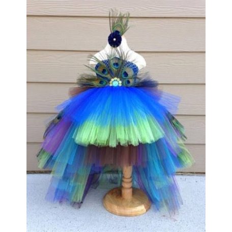 Tüll anyag, merev, kemény, jól tartó háló, több színben 200 cm széles,  1 vég = 50 méter.  Farsang, jelmez, alkalmi ruha, szoknya