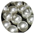 Menyasszonyi ruhához golyógomb 6 mm, ekrü vagy fehér  20 db / csomag. Esküvői kellék.