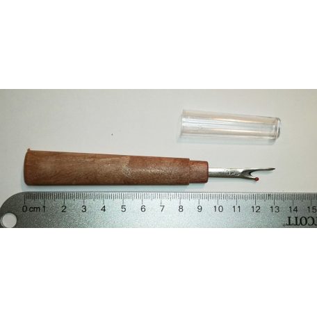 Fércbontó 13 cm . Kényelmes fogás a hosszú nyél miatt. Varratbontó varrókellék. Bontótű