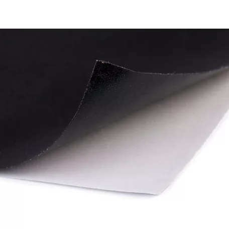 Vízálló folt, öntapadós, fekete színben. Méret: 10 cm x 18 cm. Nylon címke 