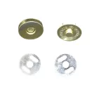 Táskamágnes 18 mm beszúrós (4db/szett)  többféle színben. Mágneszár.   ( 10 szett/csomag)