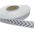 Dekorációs szalag fehér alapon ezüst lurex mintával 15 mm 25 méter / orsó. E.rősített széllel
