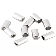   Ovális alakú fém, zsinórvég díszítő,  8x14 mm arany vagy ezüst 100 db / csomag  . Az egyik oldalon kisebb a lyuk!