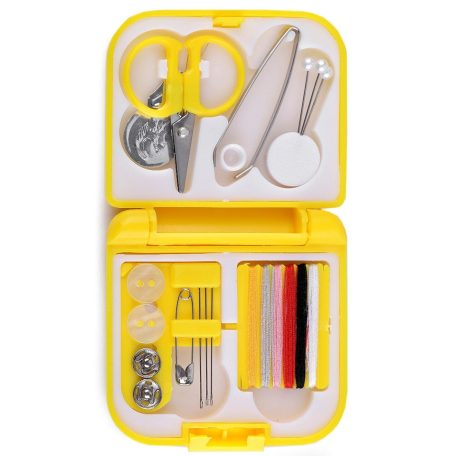 Uti varrókészlet tokban, praktikus szétnyitható. Méretek: 6,8 x 7 cm.  Praktikus tartalommal!