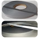 Varrható fényvisszaverő szalag 15 mm ezüst színű felvarrható csík.  5 méter/kiszerelés