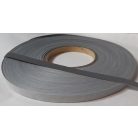 Varrható fényvisszaverő szalag 15 mm ezüst színű felvarrható csík.  5 méter/kiszerelés