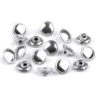 Dekoratív fém gomb, mintás lapos , 20-as (12,7 mm)  arany, ezüst vagy fekete hátul varró füles. 50 db/cs 