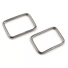   Szíjbújtató fémkellék szögletes 20 mm-es, ezüst színben. ( 25 db/cs) 