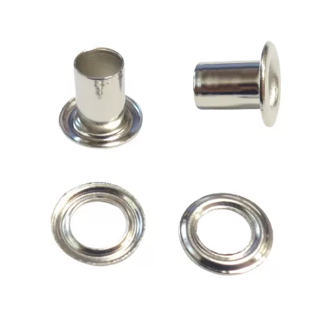 Ringli karika 5 mm, ezüst színű vas alapú, 8 mm magas, " hosszú lábú" Iratok összefűzéséhez is.  (100 db/csomag).