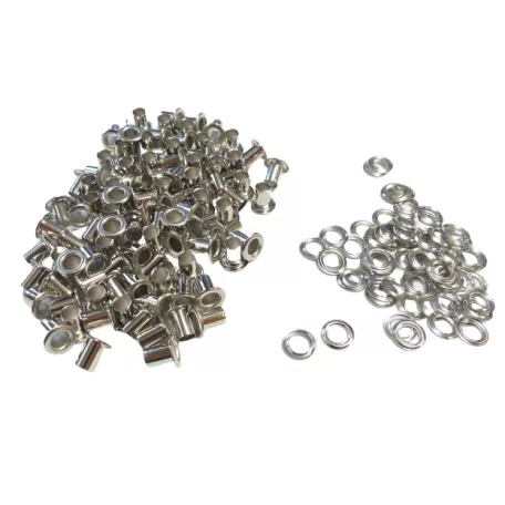 Ringli karika 5 mm, ezüst színű vas alapú, 8 mm magas, " hosszú lábú" Iratok összefűzéséhez is.  (100 db/csomag).