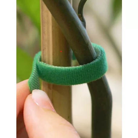 Kétoldalas tépőzár, 10 mm széles, zöld kötegelő, alacsony profilú (puha) 5 méter/tekercs. ( kis kiszerelés)