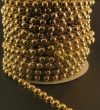 Gyöngyfüzér félgyöngy arany színben, 6 mm, méretre vágható. 200 Ft/m Gyöngyfüzér félgyöngy arany színben, 6 mm, méretre vágható. 200 Ft/m