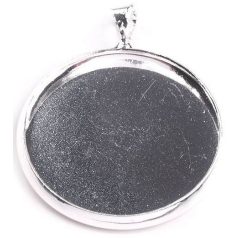   Medál -, bross alap, fém, ezüst színű , kreatív kellék, akasztóval. 25 mm-es.  250 Ft/db 
