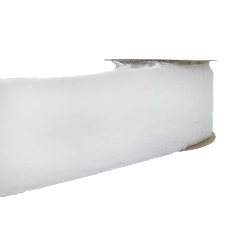 Műszörme szalag hófehér színű 63 mm 2,7 méter, dekorációs kellék. (02) Manó szakáll. Szőrös szalagok. 