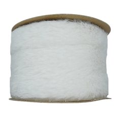   Műszörme szalag hófehér színű 63 mm 2,7 méter, dekorációs kellék. (02) Manó szakáll. Szőrös szalagok. 